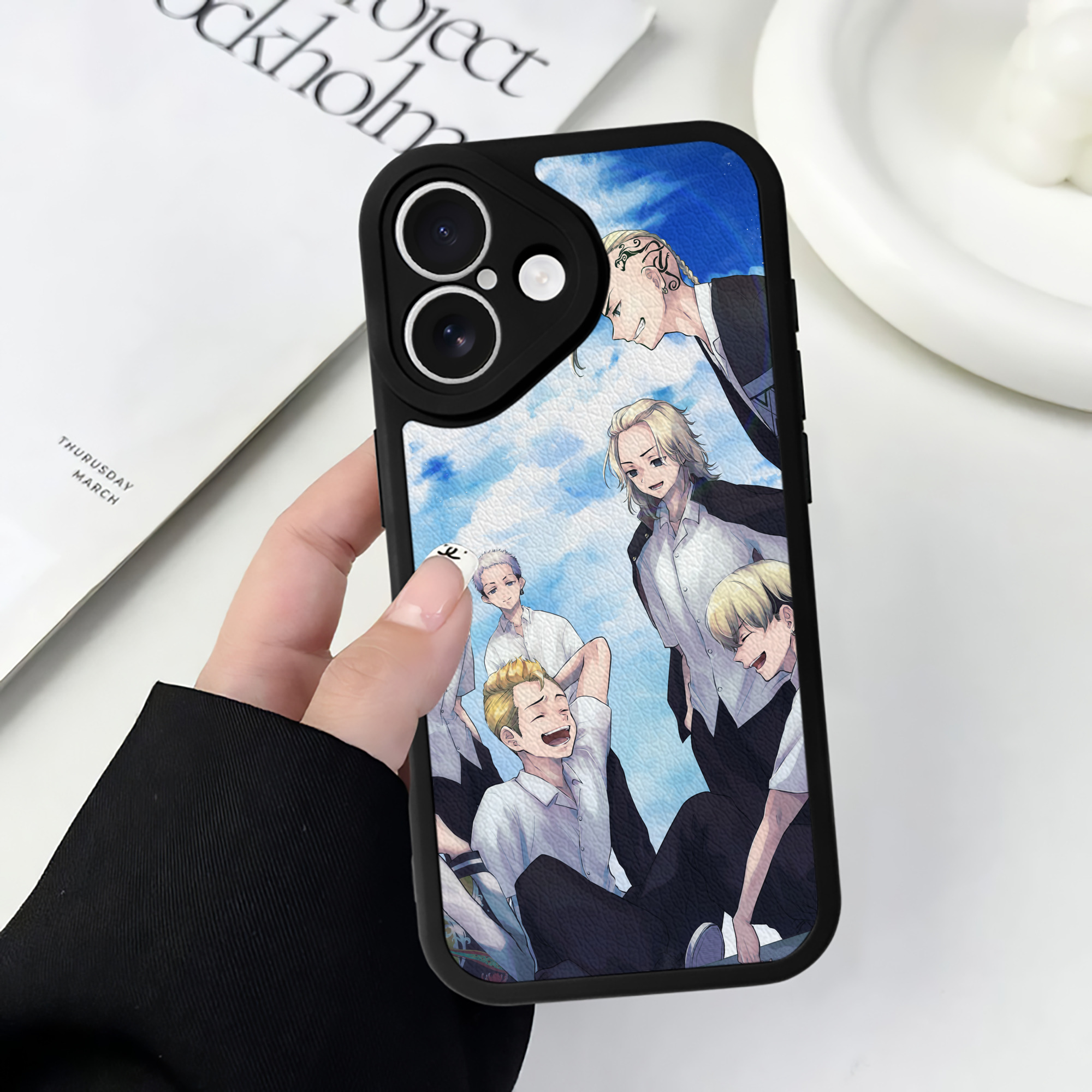 （画像用） 東京リベンジャーズ Tokyo Revengers 【iPhone 16シリーズ対応】シリコンスマホケース（レザー調） 材質：シリコン